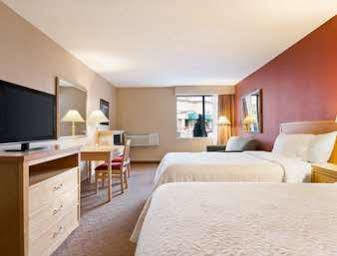 Hotel Days By Wyndham Near The Falls Niagara Falls